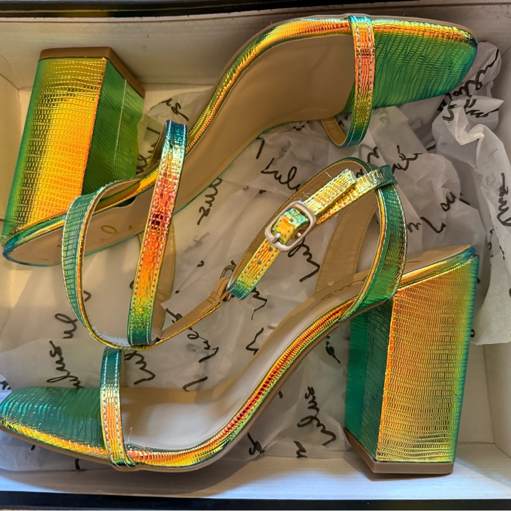Lulus Larsaa Sandal - Picture 2 of 6